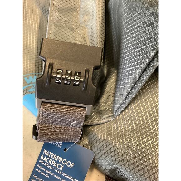 Lewis N. Clark Gray WaterSeals Waterproof Locking Outdoor Backpack BR26-14